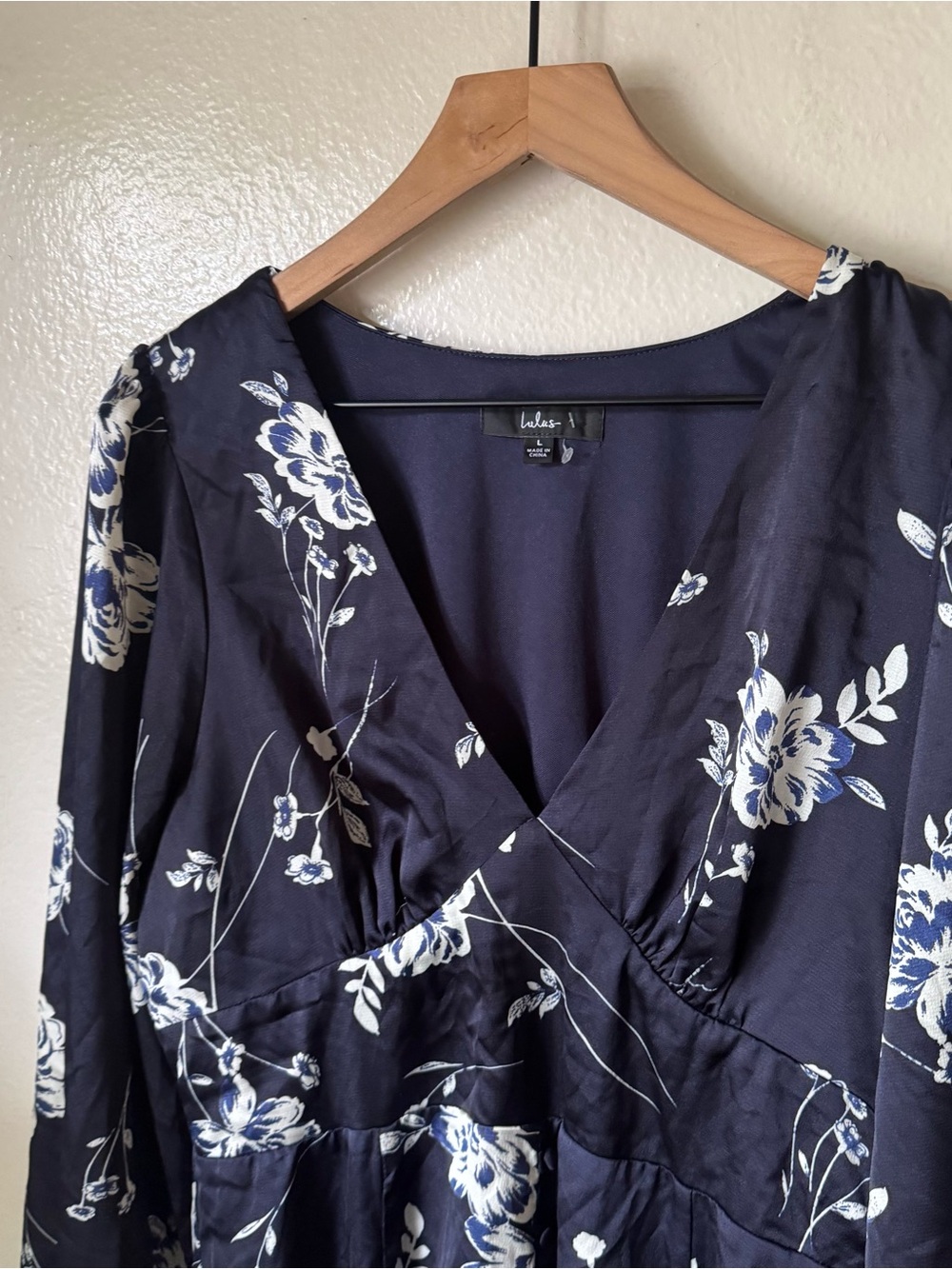 Lulus | Beautiful Details Navy Blue Floral Long Sleeve Midi Dress - Picture 3 of 8